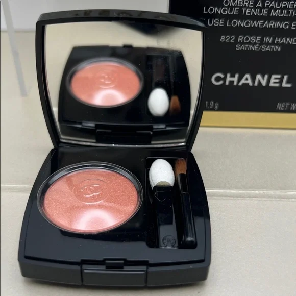 CHANEL Ombre Essentielle Satin Eyeshadow -Coral Pink (822 Rose In Hand) Sold Out - Picture 7 of 17